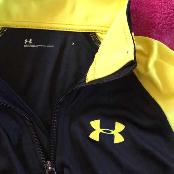 Under Armour quarter zip - Picture 2 of 2